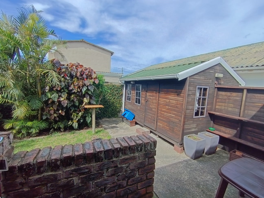 2 Bedroom Property for Sale in West Bank Eastern Cape